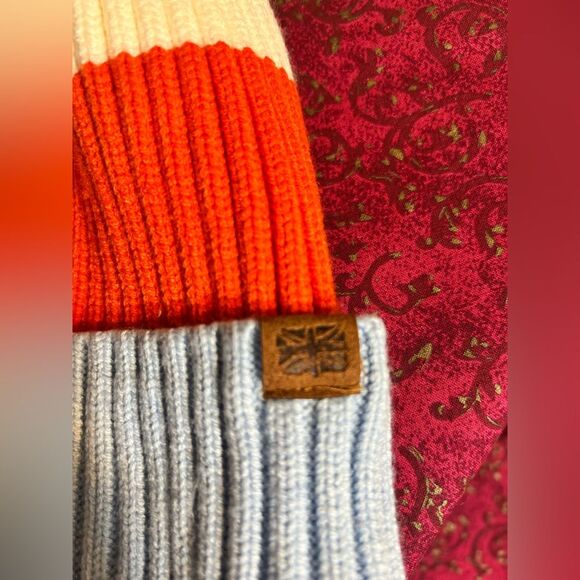 Beanie w pompom by Britts Kids, multi color, red, blue, cream, nwot - Picture 2 of 4